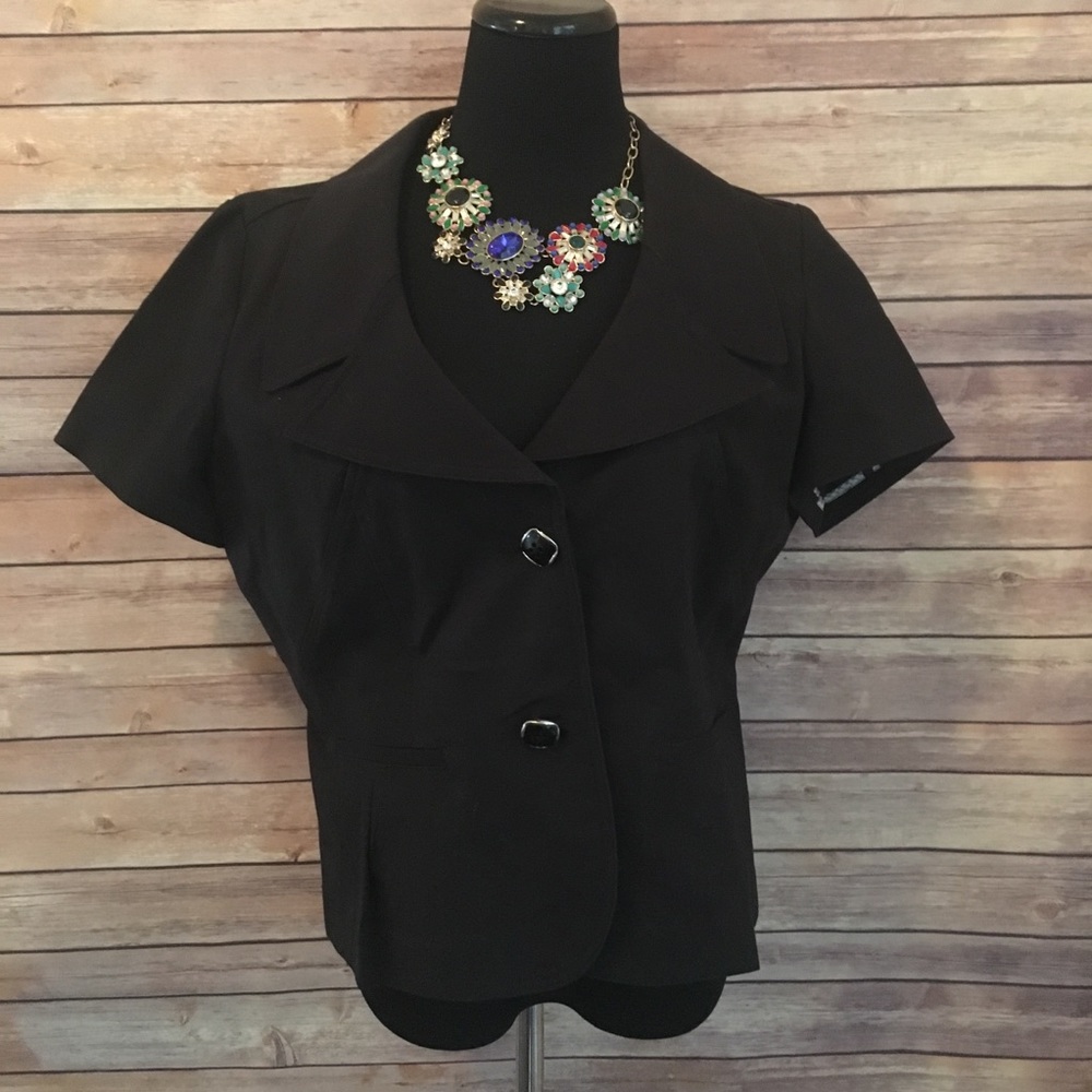 FREEBIE Dana Buchman jacket